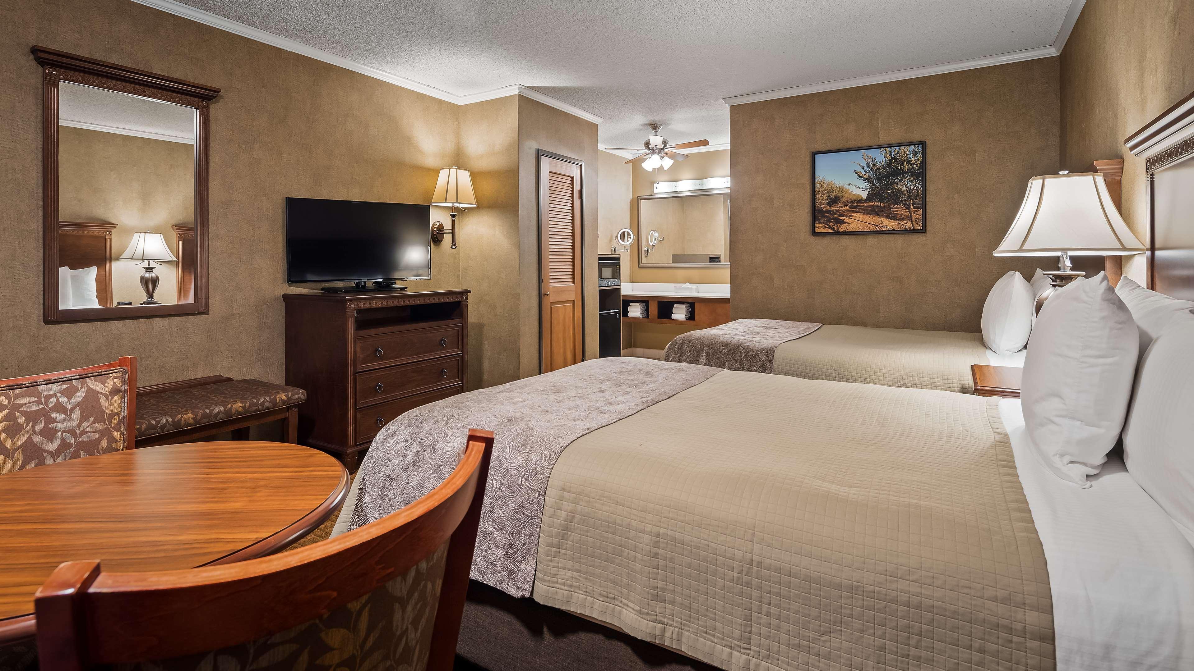 פאסו רובלס Best Western Plus Black Oak מראה חיצוני תמונה