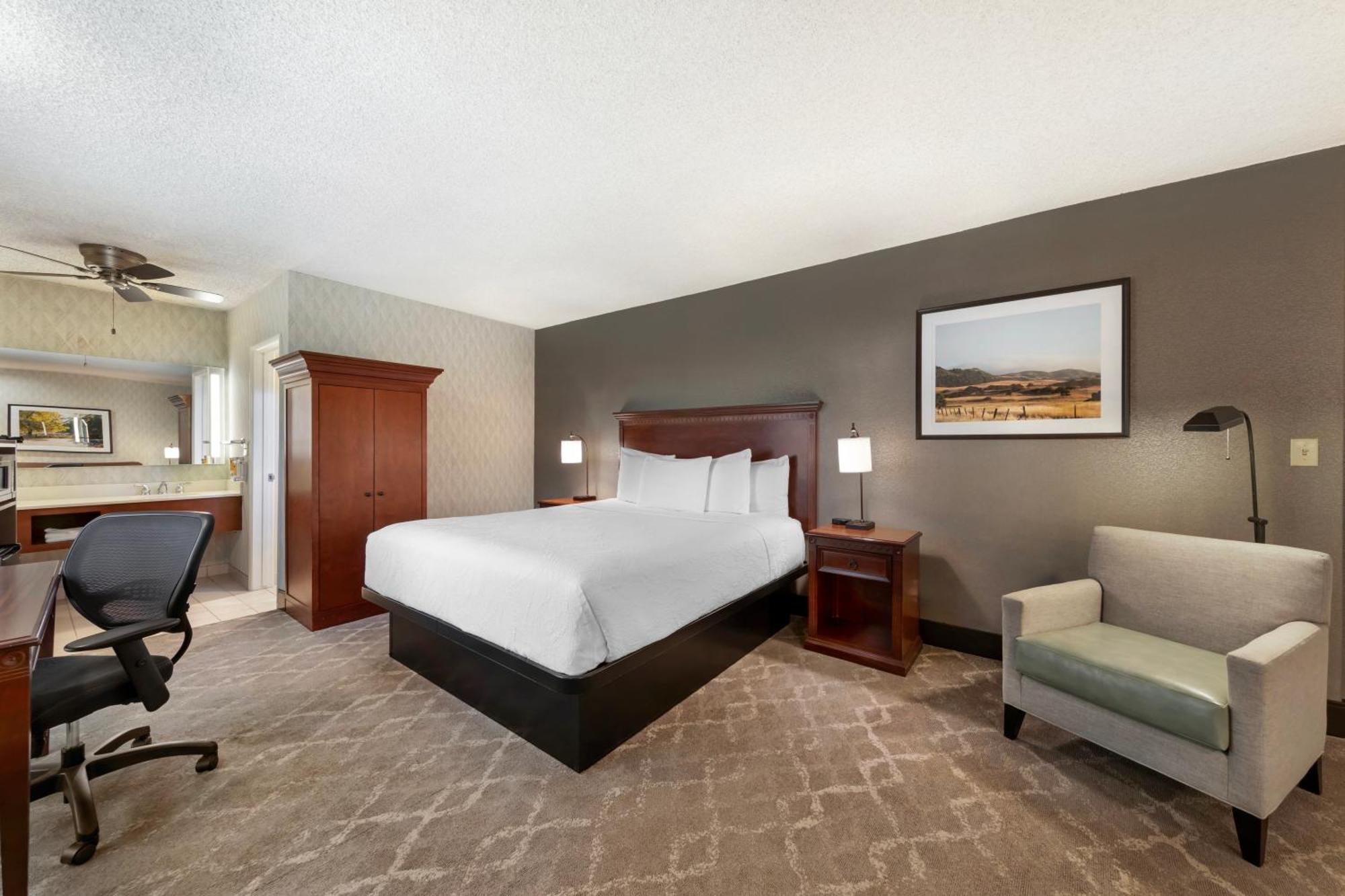 פאסו רובלס Best Western Plus Black Oak מראה חיצוני תמונה
