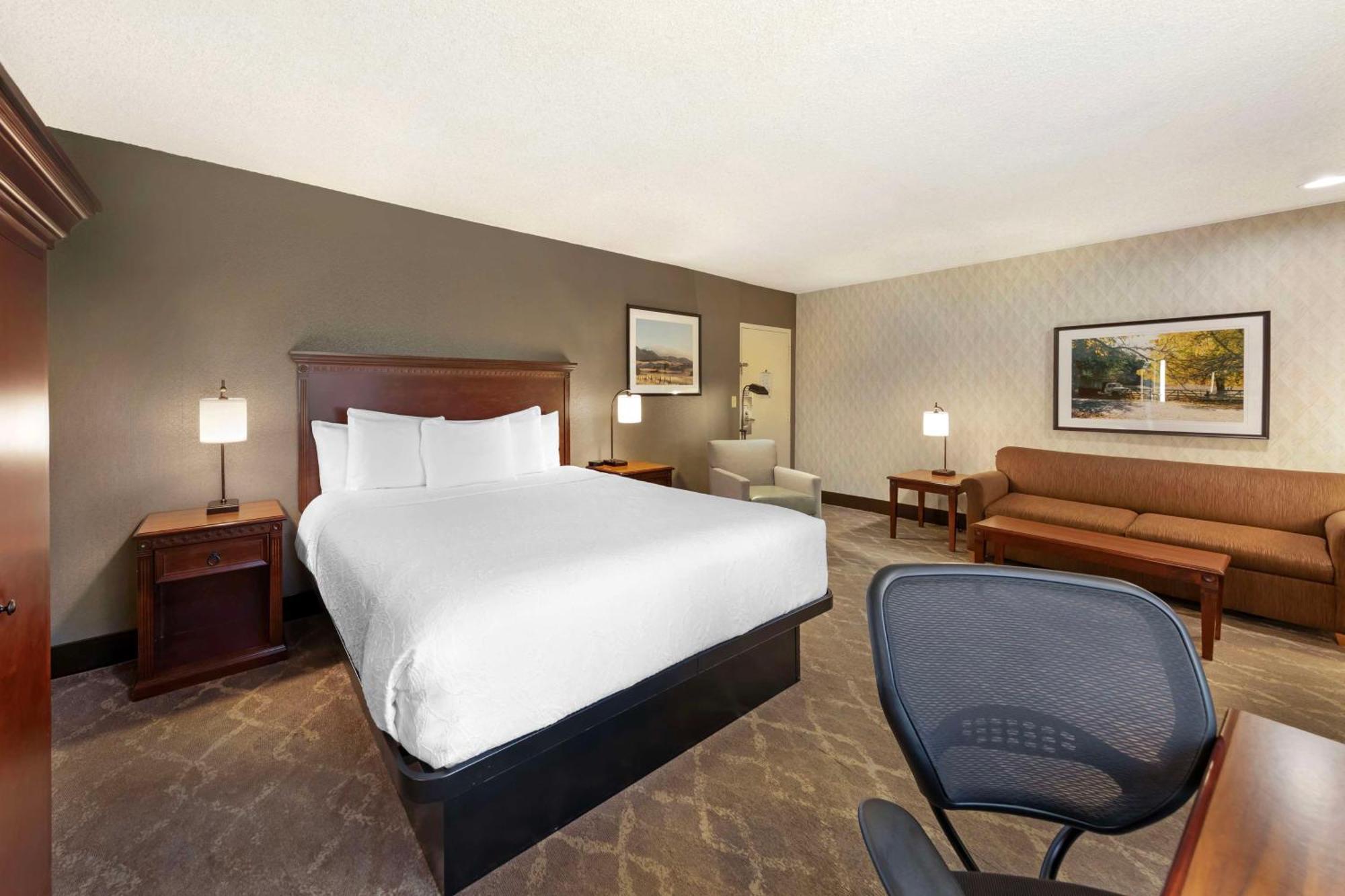 פאסו רובלס Best Western Plus Black Oak מראה חיצוני תמונה