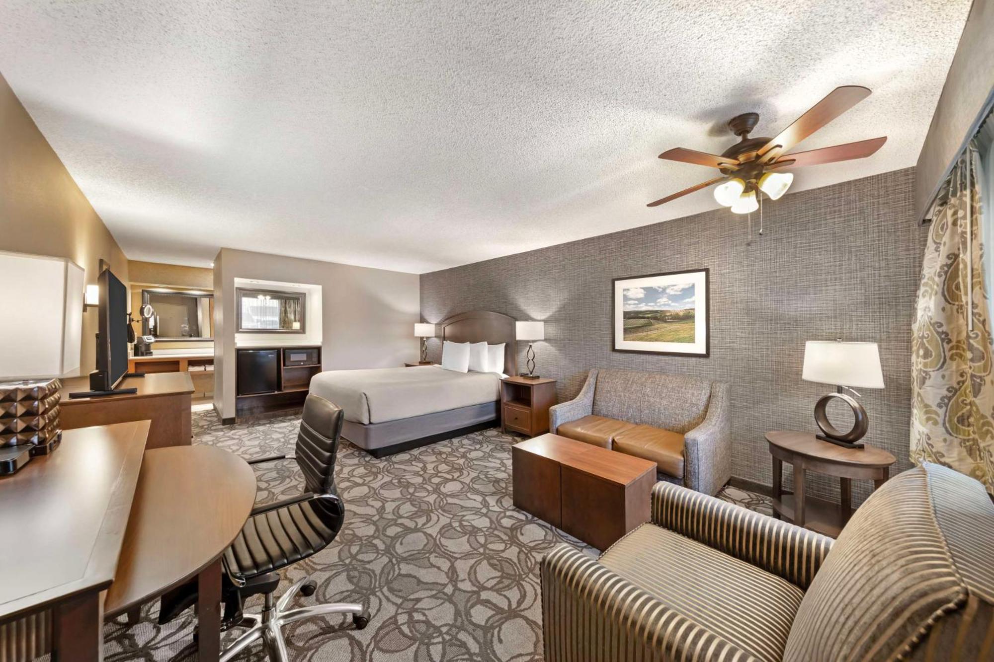 פאסו רובלס Best Western Plus Black Oak מראה חיצוני תמונה