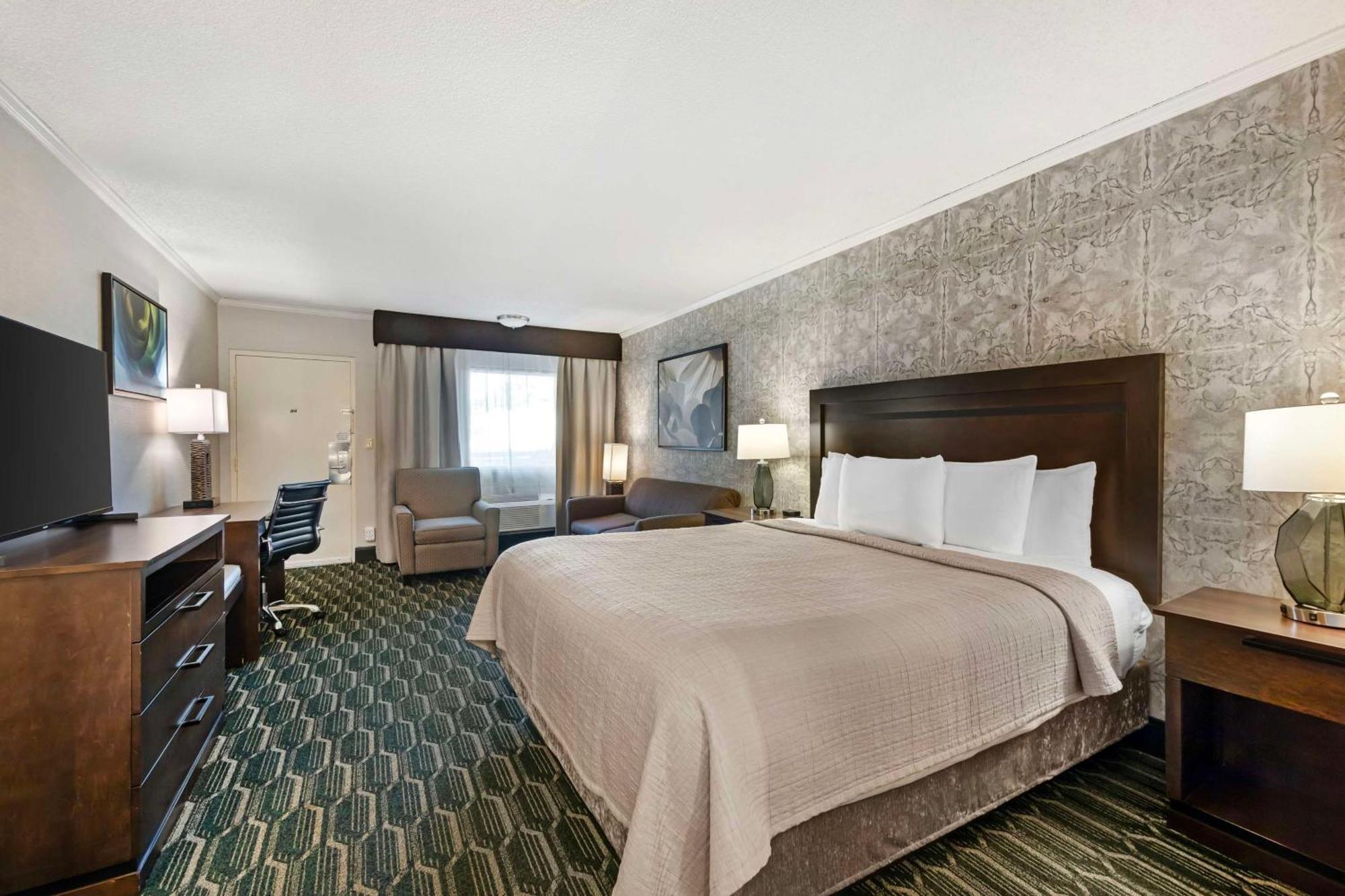 פאסו רובלס Best Western Plus Black Oak מראה חיצוני תמונה