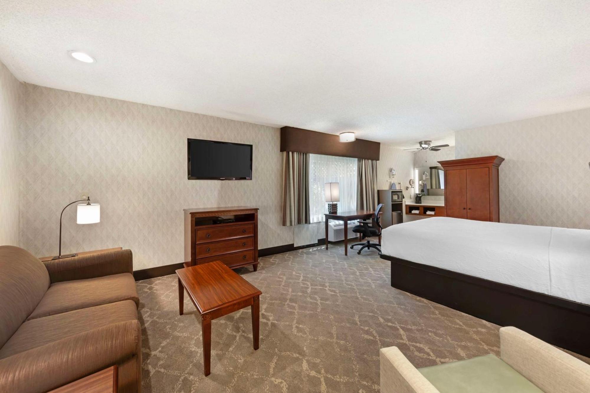 פאסו רובלס Best Western Plus Black Oak מראה חיצוני תמונה